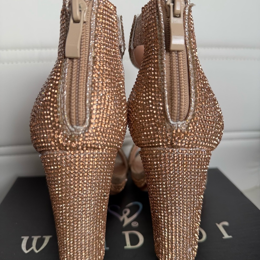 Windsor Rose Gold Rhinestone Sparkle Block Heel Sandals Bridal Prom NWT 6 - Picture 8 of 8
